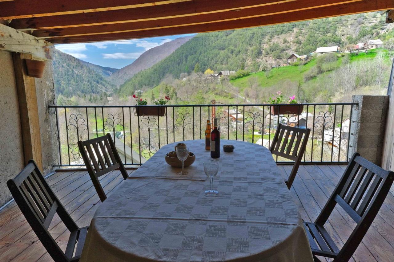 Au Diapason Chambres et Table d'hôtes Montagne Auzet Exterior foto